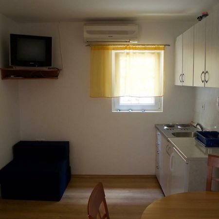 Apartment Viveniti Klenovica Ngoại thất bức ảnh