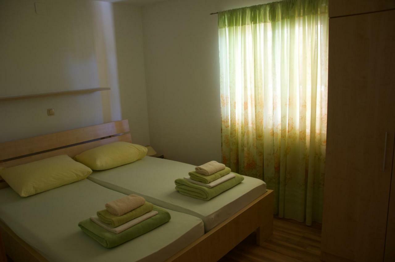 Apartment Viveniti Klenovica Ngoại thất bức ảnh